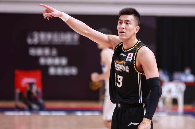 乐鱼体育-郭艾伦未来在何方？已有CBA球队向辽宁提出报价